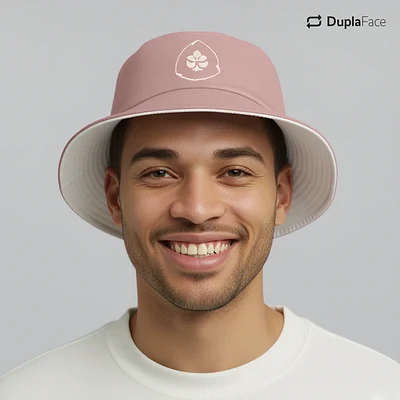 Bucket Hat Rosa e Branco